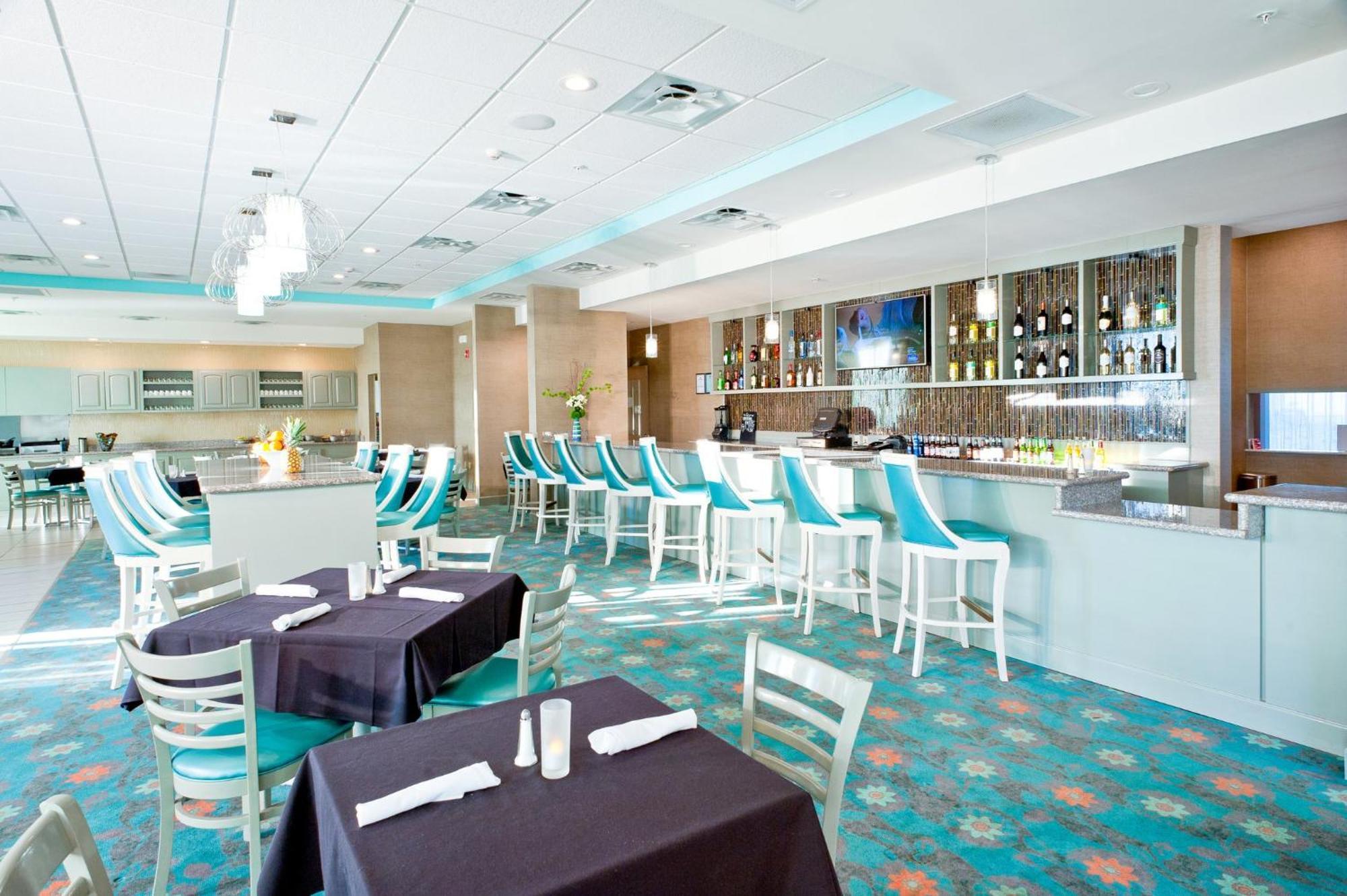 Twin Holiday Inn Guin By Ihg מראה חיצוני תמונה