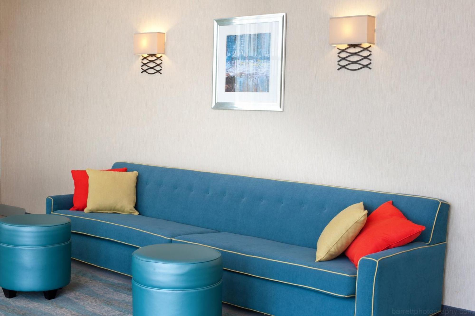 Twin Holiday Inn Guin By Ihg מראה חיצוני תמונה