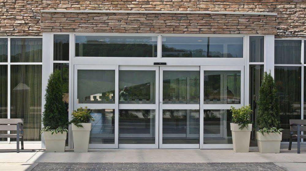 Twin Holiday Inn Guin By Ihg מראה חיצוני תמונה