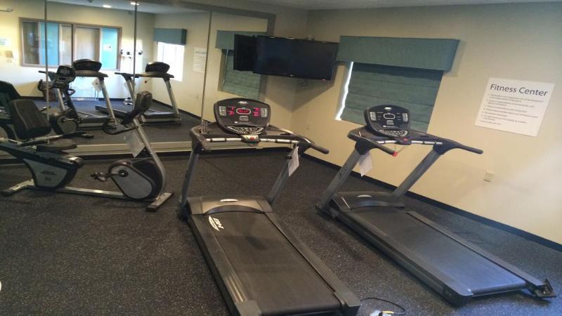 Twin Holiday Inn Guin By Ihg מראה חיצוני תמונה